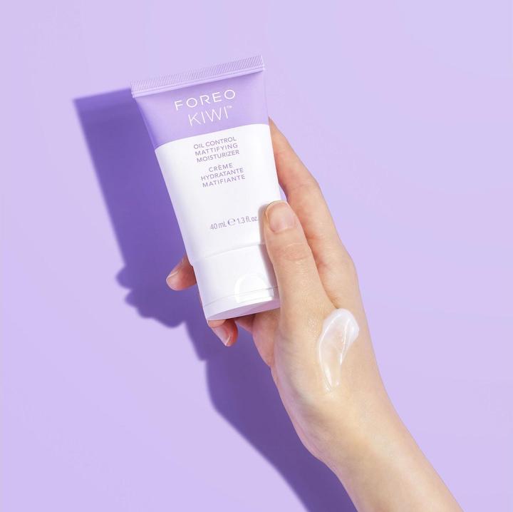 Produktbild Foreo Kiwi Oil Control Mattifying Moisturizer (40 ml, Tagescreme)