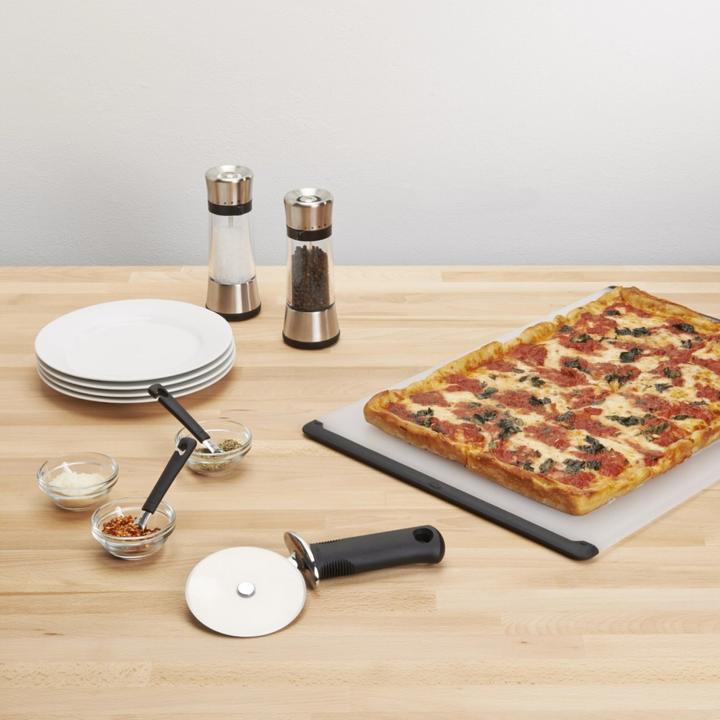 Actual product image OXO Pizza Wheel