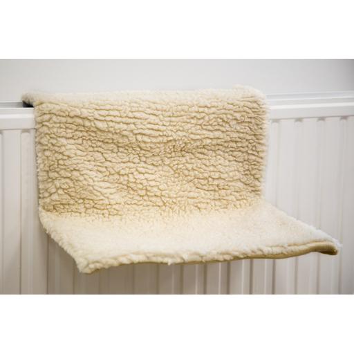 Comparer les prix de Beeztees Hamac pour radiateur (Chat), Panier pour chien + chat