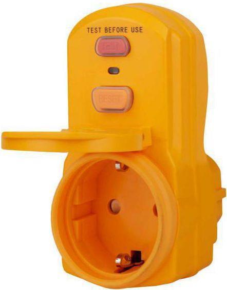 Actual product image Brennenstuhl Personal protection adapter BDI-A 2 30 IP54 (CEE 7/4)