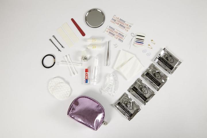 Immagine prodotto Aroma Home Damigella in D-Stress Travel Kit da viaggio rosa (Set manicure)