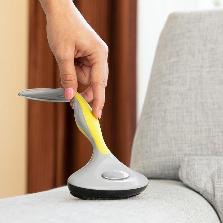 Actual product image InnovaGoods Effective lint remover for textiles