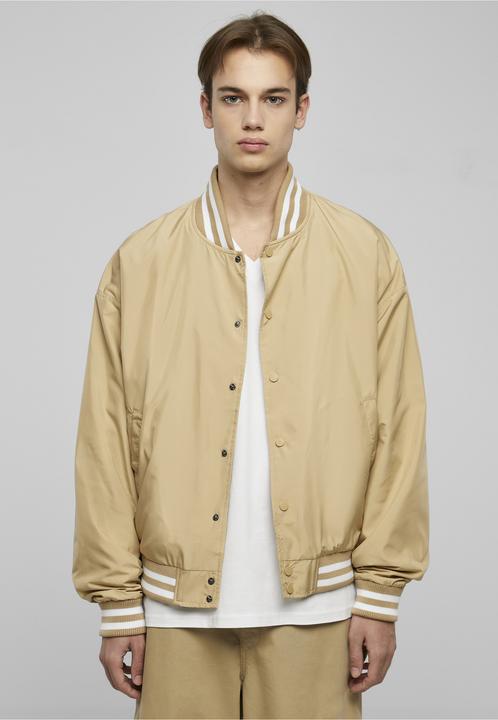 Actual product image Urban Classics Light College Jacket - 71341 (L)
