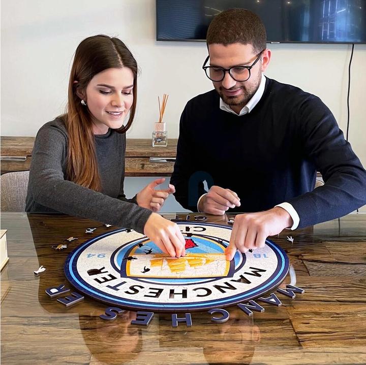 Actual product image Iconic Man City FC - Logo - Wooden Puzzle Size L (500 pieces) (500 pieces)