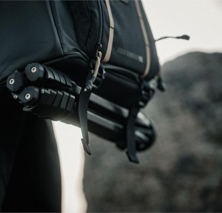 Actual product image PolarPro Kamera-Tasche RoadRunner 12 l Schwarz (Camera shoulder bag, 12 l)