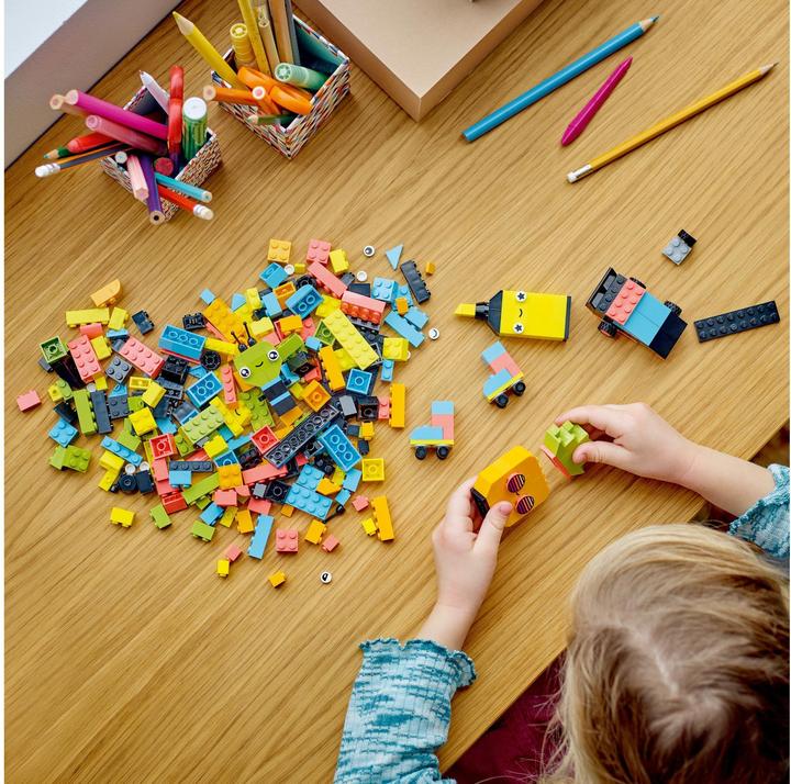 Produktbild LEGO Creator Kreativer Neonspass (11027, LEGO Classic)