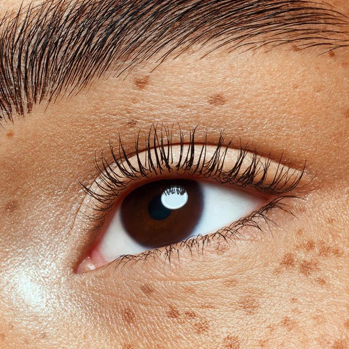 Actual product image essence Lash Princess (#635144 - Black Brown)