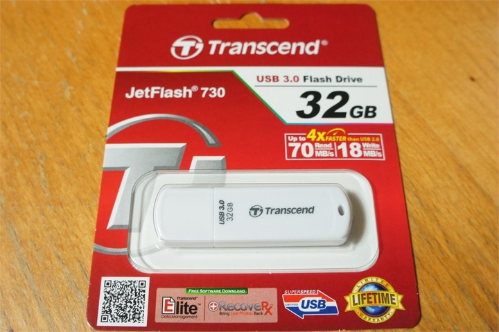 Produktbild Transcend JetFlash 730 (32 GB, USB-A, USB 3.0)