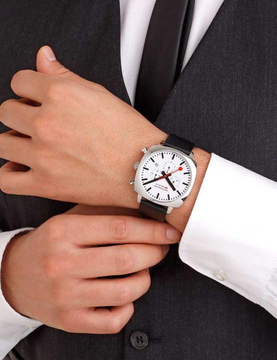 Immagine prodotto Mondaine Grand Cushion (Orologio da polso analogico, Fatto in Svizzera, Cronografo, 41 mm)