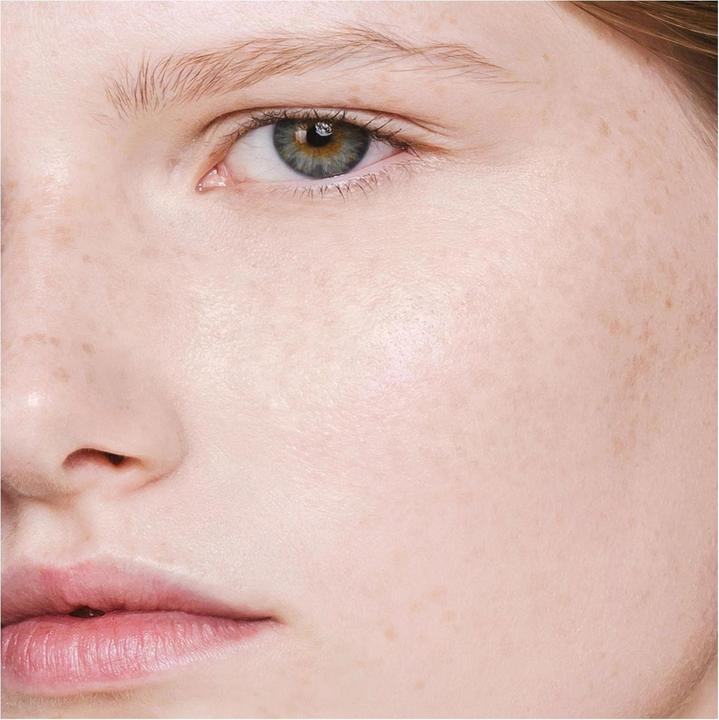 Actual product image Madara The Concealer (Vanilla)