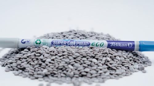 Immagine prodotto Pelikan Gomma da cancellare Super-Pirat ECO 850M 1 pezzo in scatola pieghevole