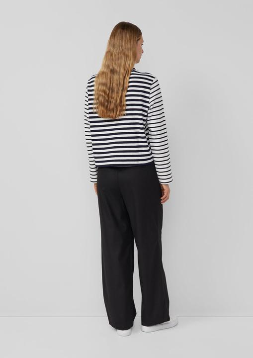 Produktbild s.Oliver Sweatshirt Gestreiftes Jersey-Sweatshirt mit Rundhalsausschnitt (48)