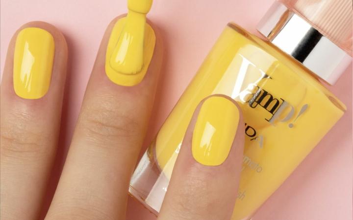 Productafbeelding Pupa Milano Vamp! Pastel editie Briljant geel (109 Briljant geel, Gel effect nagellak)