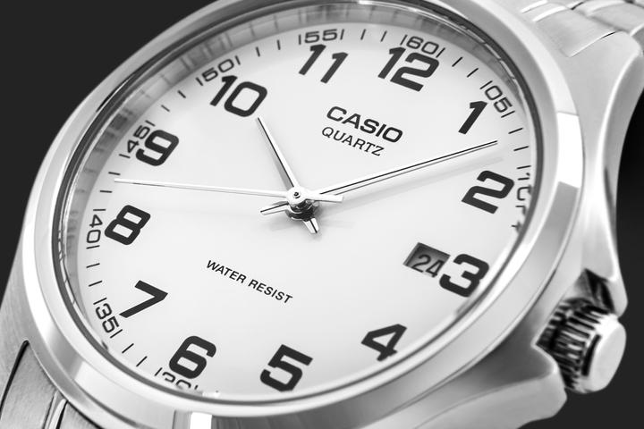 Actual product image Casio MTP-1183A-7BDF Herrenuhr + BOX