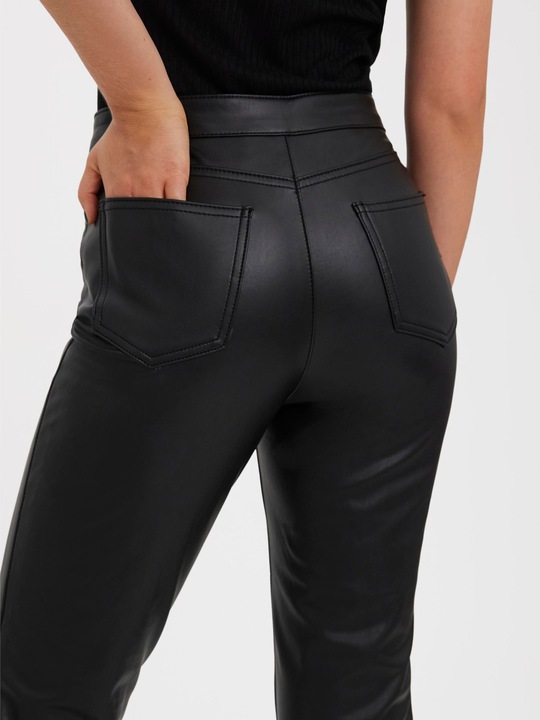 Actual product image Vero Moda Trousers (26)