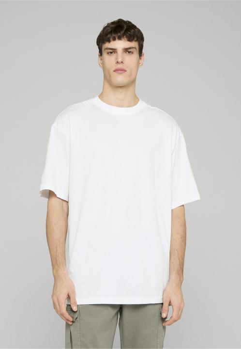Actual product image Urban Classics Tall tee (M)