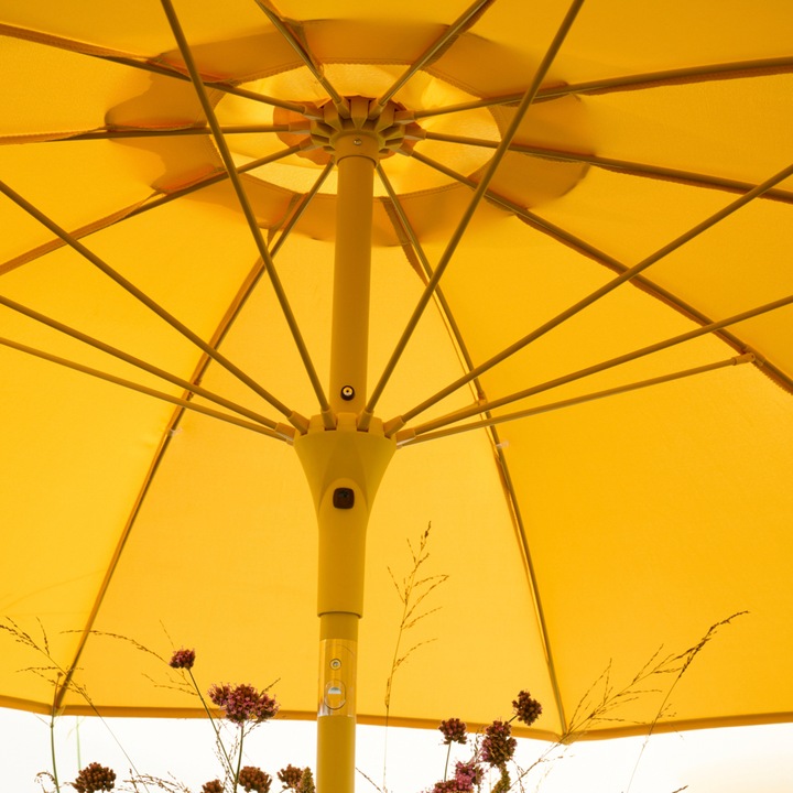 Actual product image Siena Garden Paolo centre pole parasol mustard Ø 270 cm (2.65 m)