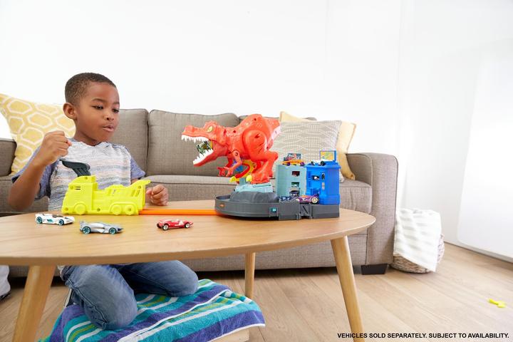 Actual product image Hot Wheels T-Rex Rampage Play Set