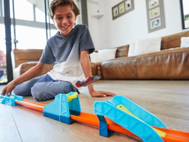 Produktbild Hot Wheels Track Builder Unlimited Weitsprung-Set