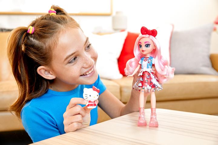 Produktbild Hello Kitty Éclair Puppe