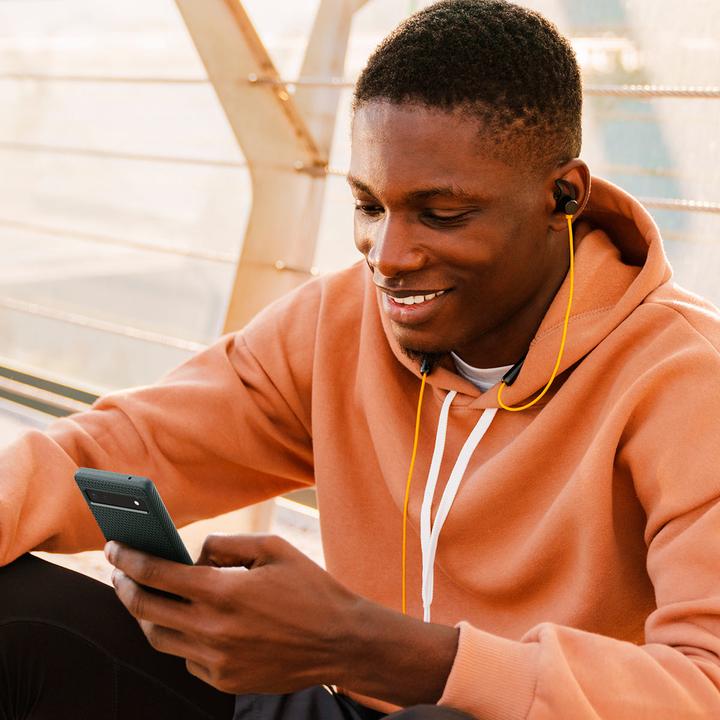 Actual product image Spigen Liquid Air