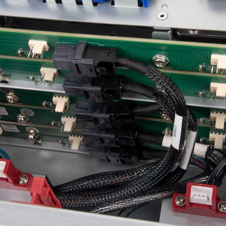 Actual product image Silverstone RM43-320-RS