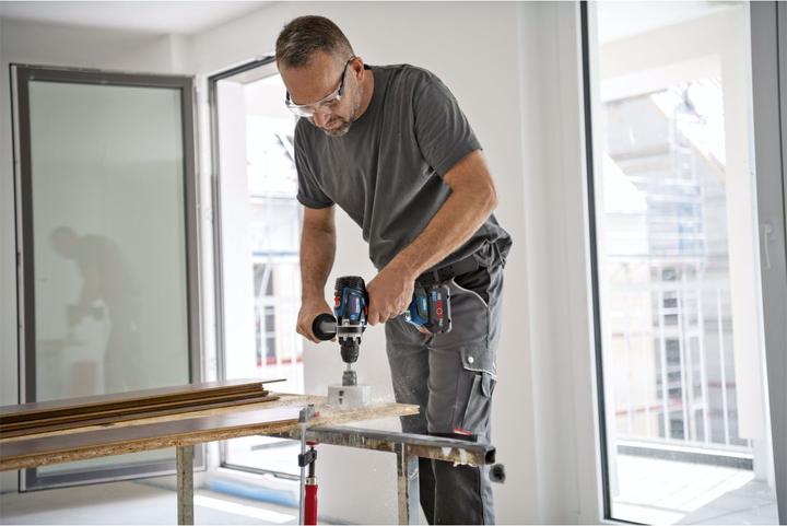 Produktbild Bosch Professional GSR 18V-150 C (Akkubetrieb)
