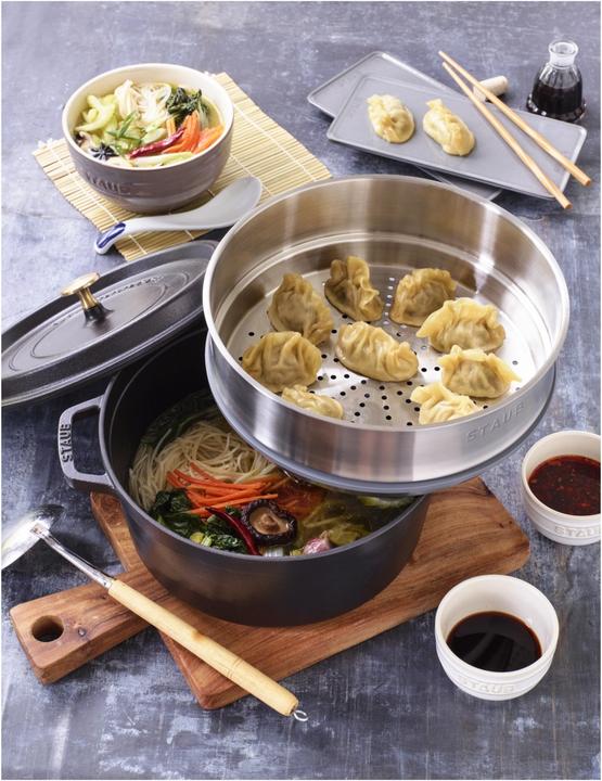 Productafbeelding Staub Cocotte met stoominzet, 24 cm | Zwart | Rond | Gietijzer (40508-814-0) (Gietijzer, 24 x 22.60 cm)