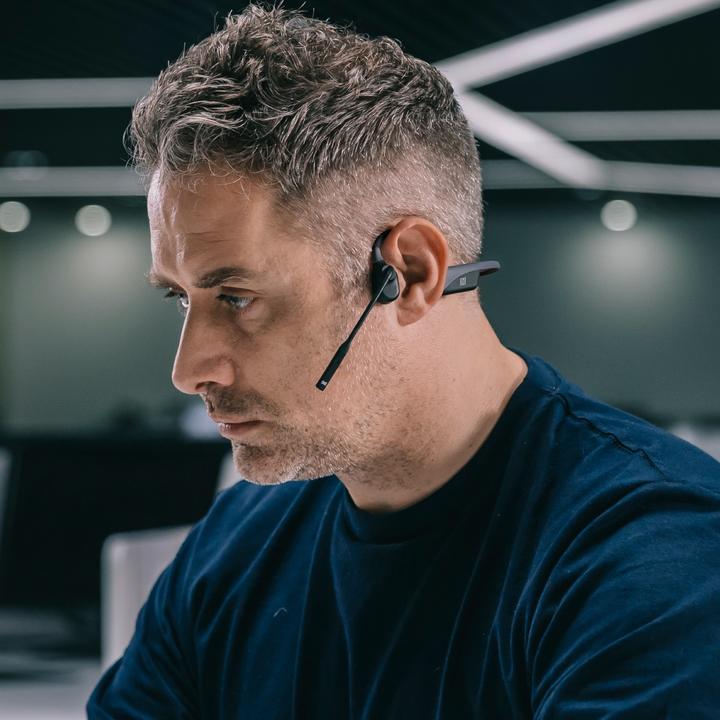Produktbild Shokz OpenComm (8 h, Kabellos)