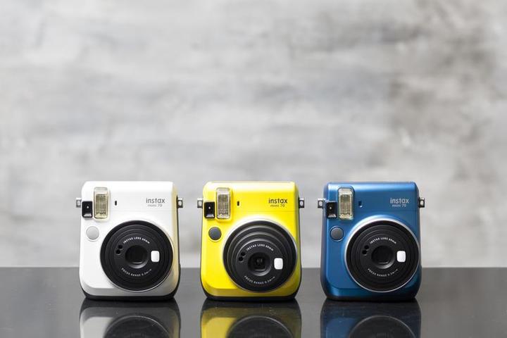 Actual product image Fujifilm Instax Mini 70