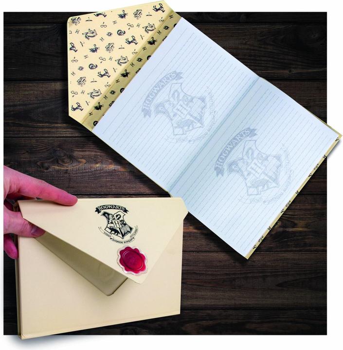 Image du produit Blue Sky Harry Potter : Hogwarts Letter Envelope Notebook (A5, À rayures, Couverture rigide)