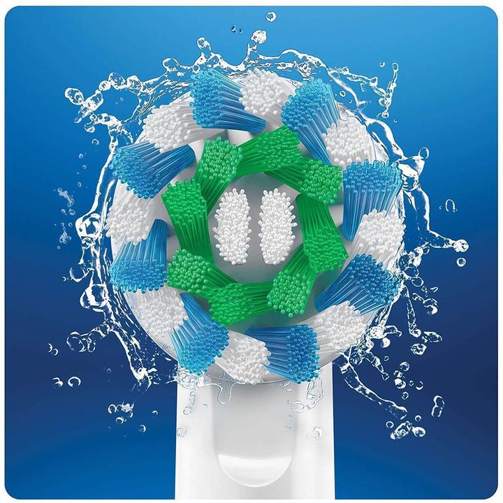 Produktbild Oral-B CrossAction (3 x)