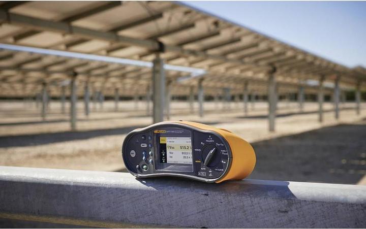 Produktbild Fluke FLK-SMFT-1000/LITE Multifunktionaler PV-Analysator 6008183 (CAT III)