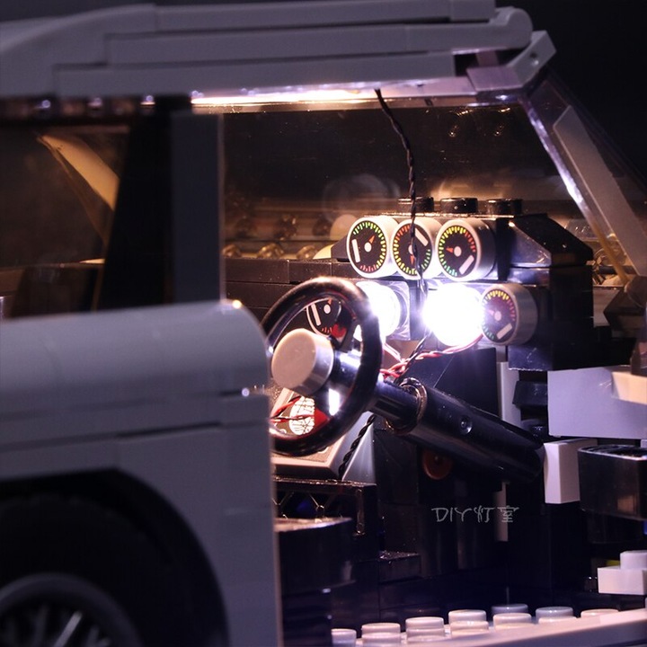 Actual product image BrickBling LED light set for LEGO James Bond Aston Martin DB5 (10262)
