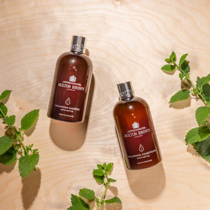 Produktbild Molton Brown Volumising Conditioner with Nettle (300 ml)