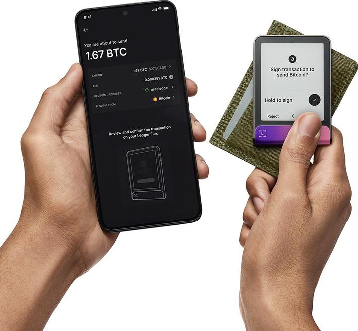 Image du produit Ledger Flex inkl. Recovery Key - Crimson Magenta (Bitcoin, Ethereum Classic, Cardano)