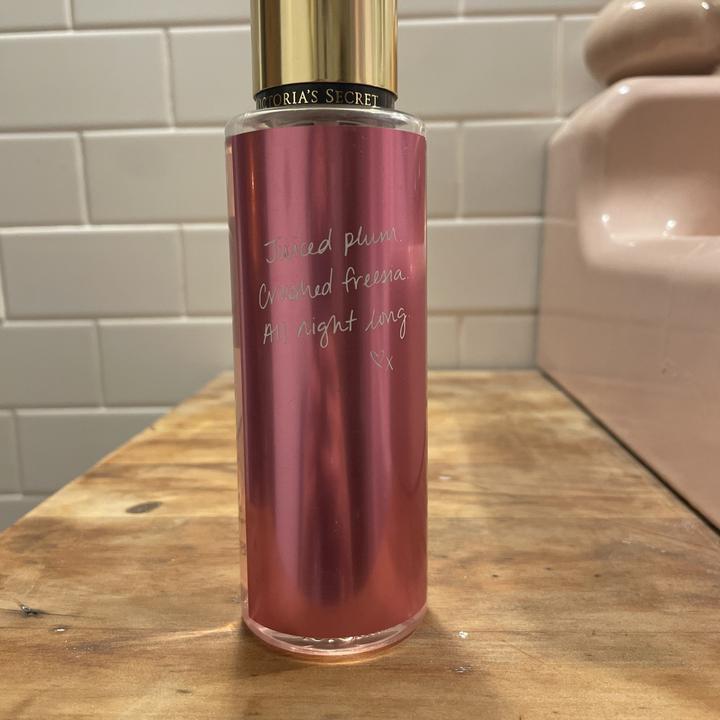 Immagine prodotto Victoria's Secret Fragrance Mist Pure Seduction Full Size 250ml (250 ml, Spray profumato per corpo e capelli)