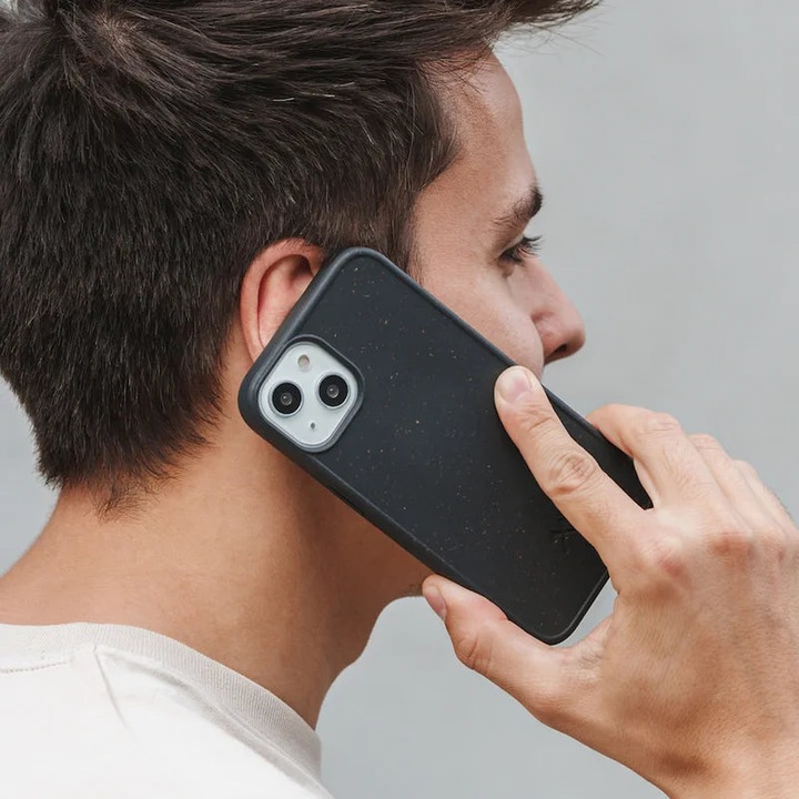 Actual product image Woodcessories BioCase (Apple iPhone 14)