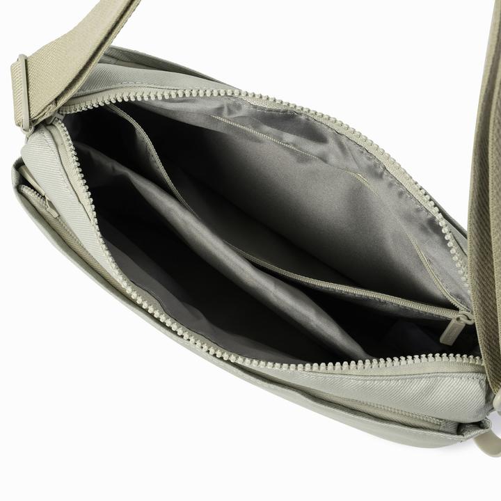 Actual product image Hedgren Inner City Eye M Umhängetasche RFID 29 cm