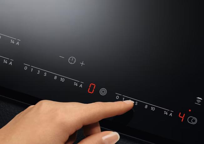 Image du produit AEG IKE84471XB, Inox Table de cuisson à induction à zones intégrées