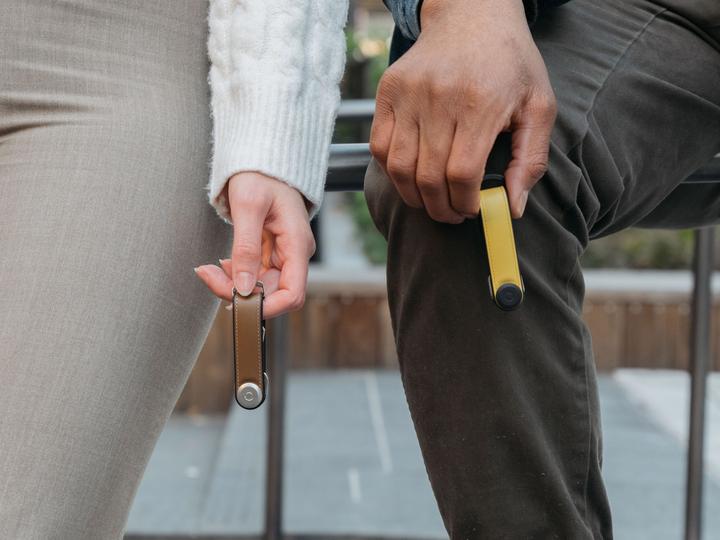 Immagine prodotto Orbitkey Organizzatore ibrido per chiavi in pelle - Giallo solare