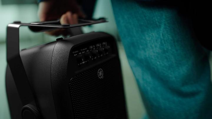 Productafbeelding Yamaha Stagepas 100 BTR draagbaar PA-systeem met accu (Actief, 1x 100 W)