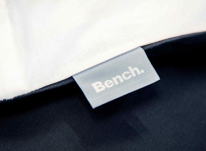 Image du produit Herding Klaus GmbH Garniture de lit Bench noir/blanc (Housse de couette, 160 x 210 cm, 65 x 100 cm)