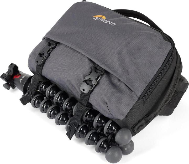 Actual product image Lowepro Trekker Lite SLX 120 (GL) (Camera shoulder bag, 2 l)