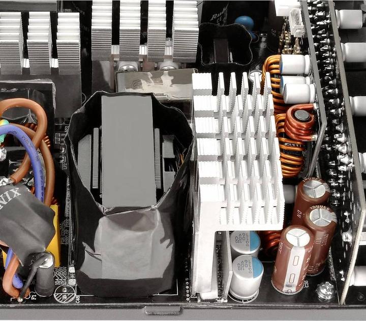 Actual product image Thermaltake ToughPower PF3 850W Gen 5 Power Supply ATX 3.0 80+ Platinum PCle 5.0 (850 W)