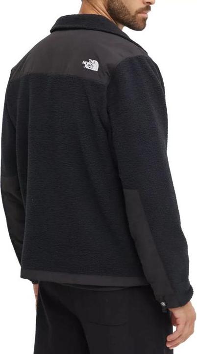 Actual product image North Face Retro Denali Jacket (S)