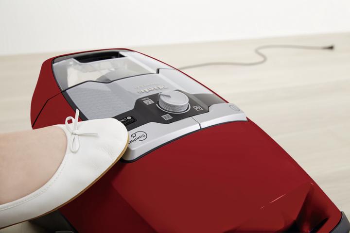 Actual product image Miele Blizzard CX1