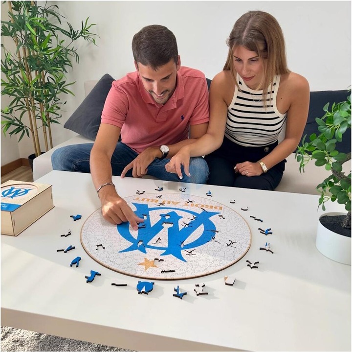 Image du produit Iconic Olympique de Marseille - Logo - Puzzle en bois Taille L (500 pièces) (500 pièces)