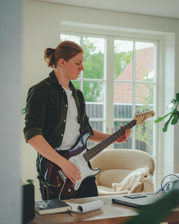 Image du produit Yamaha E-Gitarre PACIFICA 112 V – Vintage White (Guitare électrique, Bois de rose, Aulne, Érable)