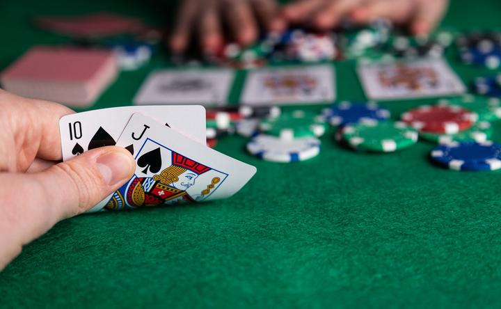Immagine prodotto Clown games Set da poker (Inglese, 2 - 10 Giocatori)